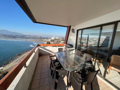 Departamento con insuperable vista Playa Amarilla Playa La Boca in กอนกอน