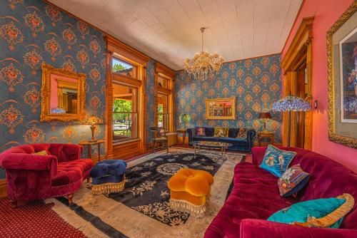 設施, Orman Mansion - Pueblo's Most Luxurious Stay! in 梅薩章克申