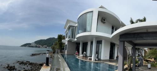 Nancy Tran Grand Strip Vung Tau Villa 5