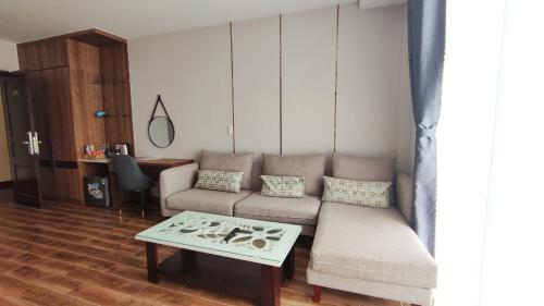 King Suite image 2