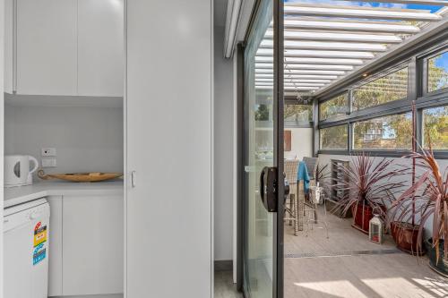 StayCentral - Thornbury Entertainer Townhouse in ثورنبيري