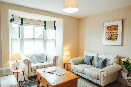 Lyndale - image 6