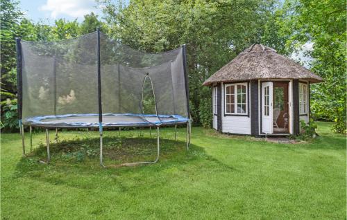 Awesome Home In Stokkemarke With Kitchen