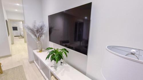 Three-Bedroom Villa image 10
