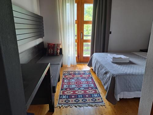 Villa Gjeçaj Guesthouse and Restaurant – Shkodër, KY
