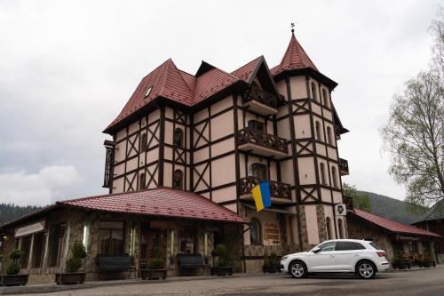 Oksamit Resort, Vorochta