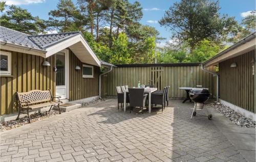 4 Bedroom Gorgeous Home In Hadsund