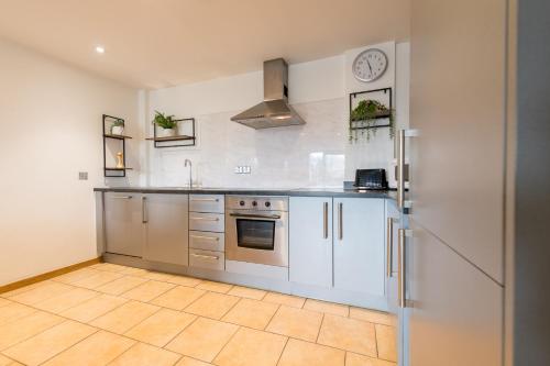 Sidemersey Livings- Rare Accessible 2BR Liverpool City Centre Apartment, Liverpool (photo 9)