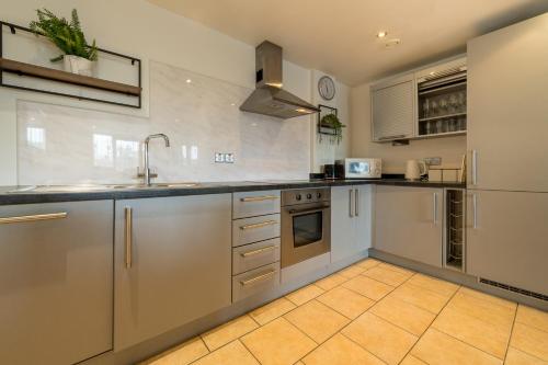 Picture of Sidemersey Livings - 2Bed2Bath Apartment In City Centre