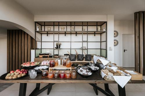 Restaurant, Paralos The Maxine Adults Only in Adelianos Kampos