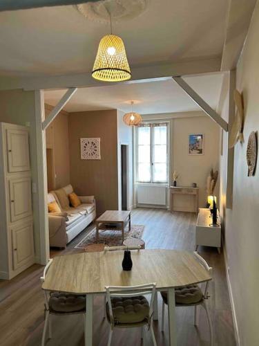 Downtown cozy cottage - 4 pl - gîte à louer Château-Gontier