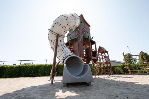 kinderspeeltuin, Glamping Kamperland in Kamperland