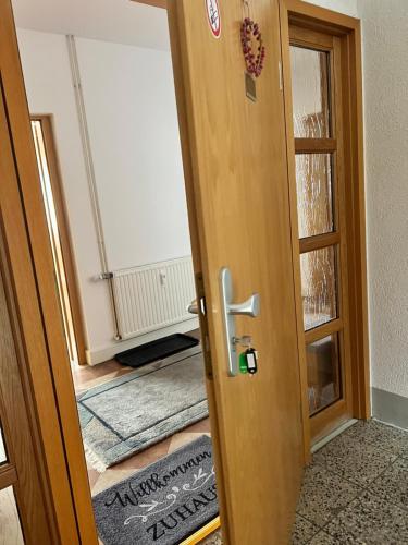 Sehr schöne Wohnung,komplett neu eingerichtet - Apartment - Limbach - Oberfrohna