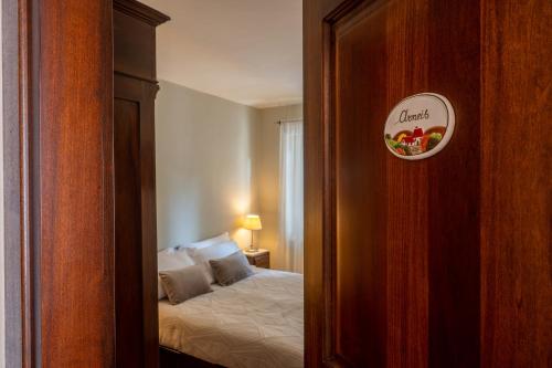 CONVINO – Castiglione Falletto, NY