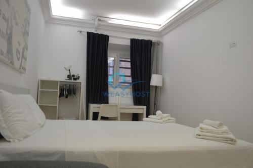 Retreat in the Heart of Fori Imperiali, Rome (photo 7)