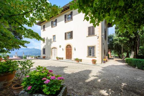  Villa Moriana by Mmega in 50067 San Cristoforo a Perticaia