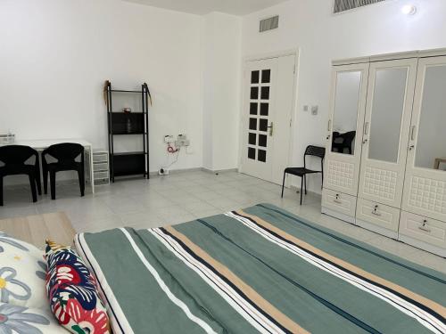 Abu Dhabi Downtown 3 bedroom Penthouse Apartment