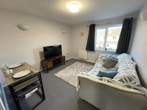 Comoditats, One Bed Luxurious flat Bradley Stoke Walkable to Town Centre and local amenities in Bradley Stoke