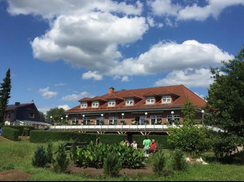 . Hotel und Restaurant zum bunten Hirsch