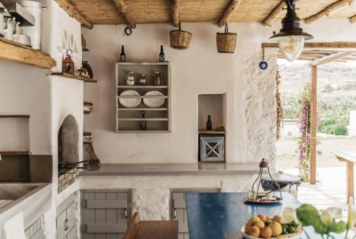 Rizes Mykonos - Folklore Farmstead - Loulos beach