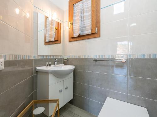 Simius Bay Room Type - Deluxe Double Room with Extra Bed