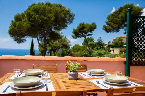  La Terrazza Cipressa in Cipressa