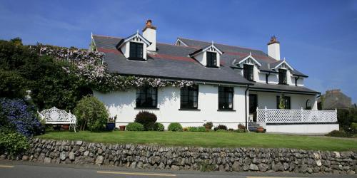 Exterior view, Marsh Mere Lodge in Arthurstown