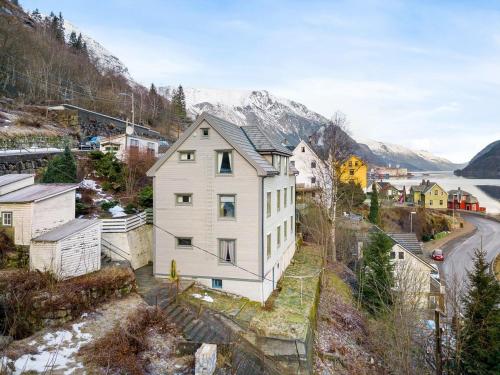 B&B Odda - Odda City Apartments - Bed and Breakfast Odda