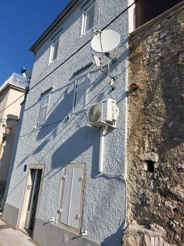  Apartmant Bionda Novi Vinodolski, cozy and nice apartment for 4 people in the city center in Novi Vinodolski