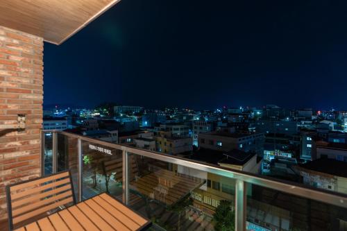 ทัศนียภาพ, เจชอน ฮาวด์ โฮเทล (Jecheon Hound Hotel ) in เจชอน