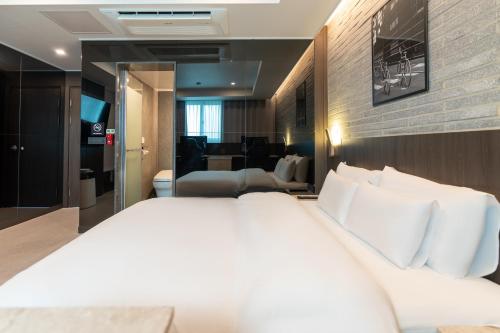 Jecheon Hound Hotel Jecheon Hound Hotel