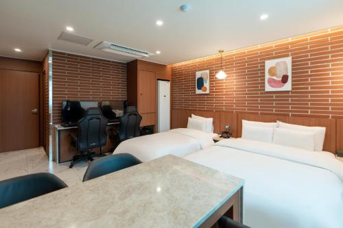 Jecheon Hound Hotel Jecheon Hound Hotel