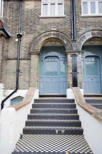 Norfolk Holiday Properties - York Terrace - image 2