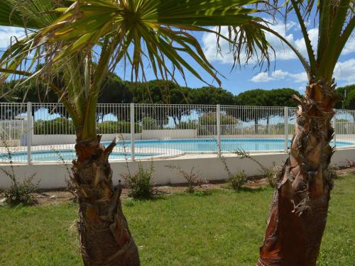 Studio Cabine Climatisé, Plage et Piscine, 4 Couchages - Port Camargue - FR-1-250-151 (Studio Cabine Climatise, Plage et Piscine, 4 Couchages - Port Camargue - FR-1-250-151) in Le Grau-du-Roi