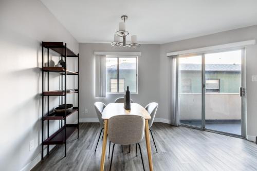 Beverly Hills 1BR nr Shops Dining on Rodeo LAX-378 in Los Angeles, USA