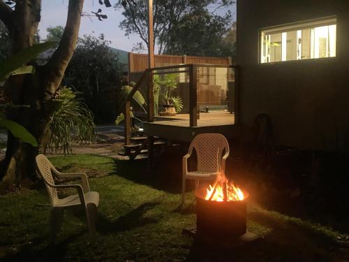 Beach House with spa among the trees Coolum Beach