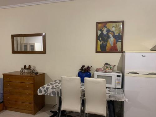  Roses Apartments in Néa Michanióna