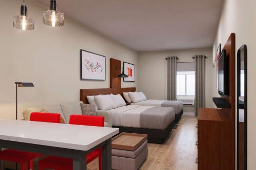 2 twin beds, 1 sofa bed