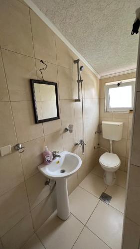Apartment image 5