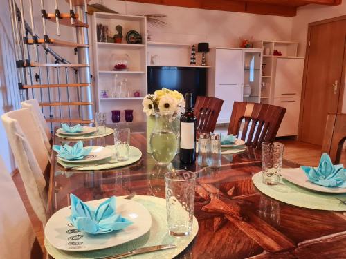 บริการและสิ่งอำนวยความสะดวก, Sea view stone house Donkey in บาสกา โวดา