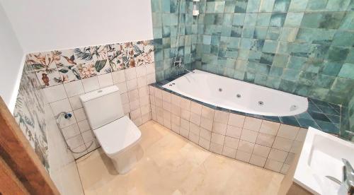 Plaza Home – Valencia, IN