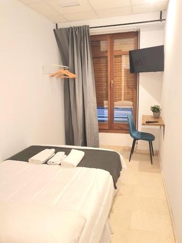Plaza Home – Valencia, IN