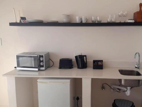 Double or Twin Room image 5