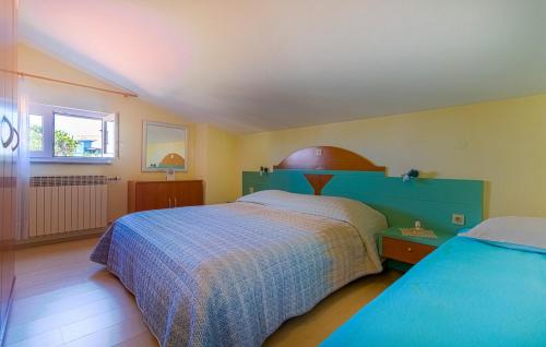 Spacious Two Bedroom Apartment with Balcony image 10