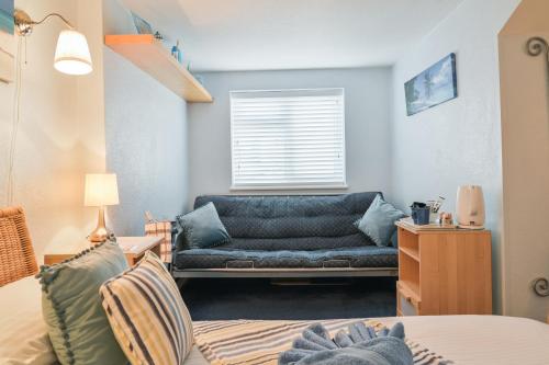 Belmont House Beer - Adults Only - Free Parking - image 4
