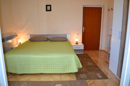 One Bedroom Apartment with Loggia room in Guest house Minak