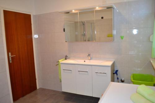 One Bedroom Apartment with Loggia image 7