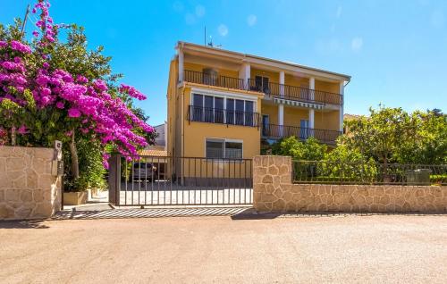 One Bedroom Apartment with Loggia image 5