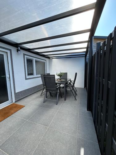 Balcony/terrace, Ferienvilla 10 Minuten vom Strand in Schagen