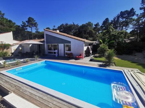 Maison avec jacuzzi et piscine à 900m plage, forêt - Location saisonnière - Saint-Jean-de-Monts